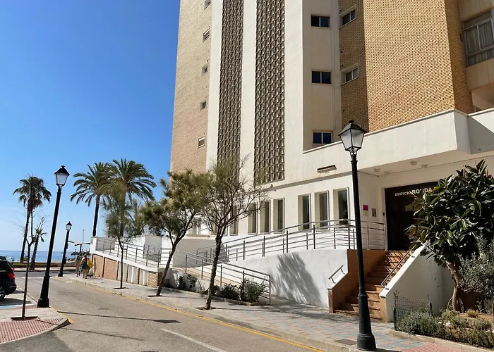 Suncoast Boliches פואנגירולה